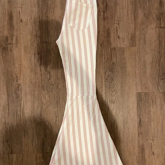 Flared jeans - Picture 2 of 4